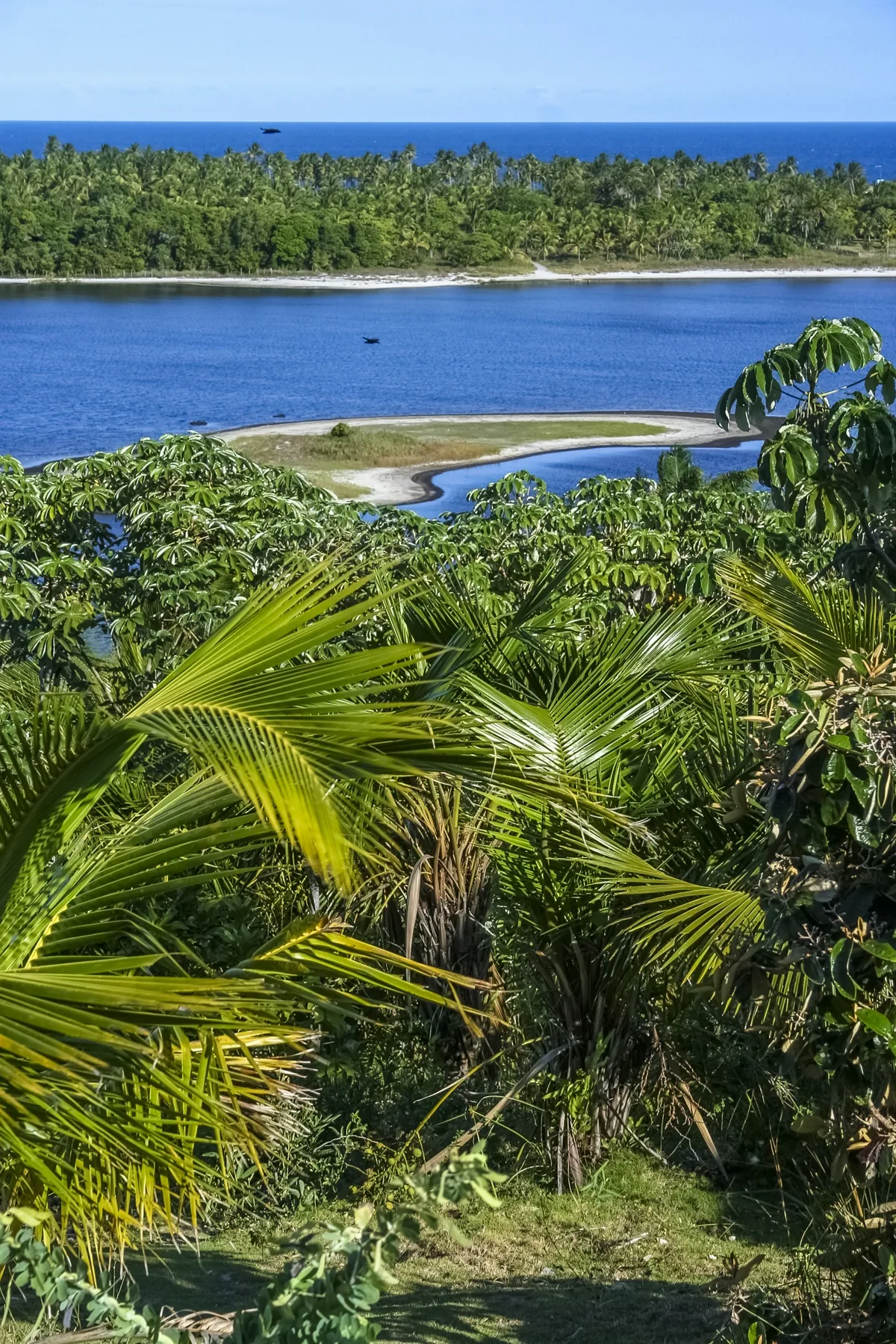 Vista do mirante de Cassange sobre a lagoa e o mar