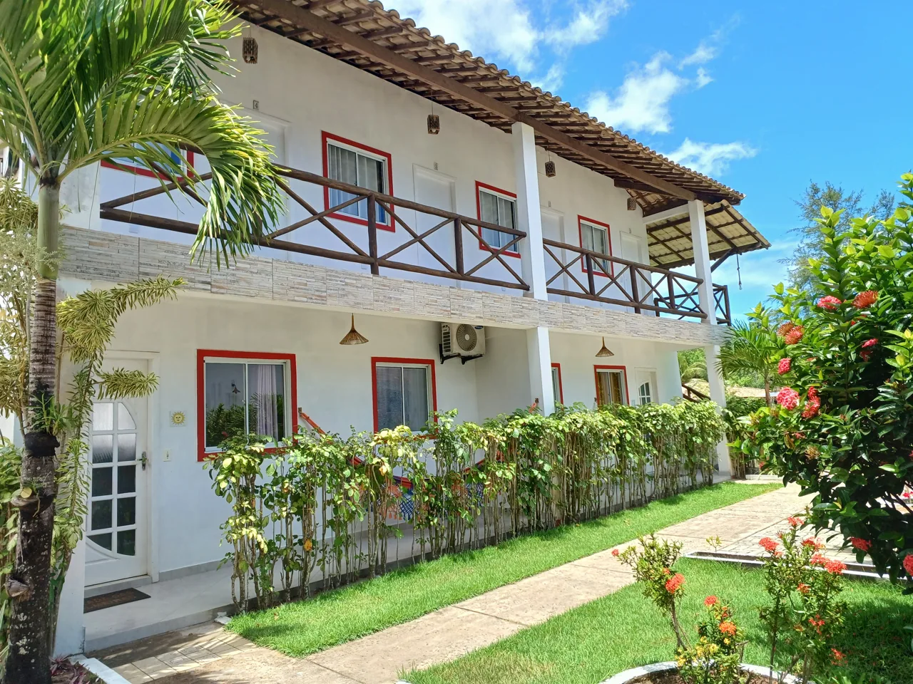 Fachada da Pousada Morada das Palmeiras